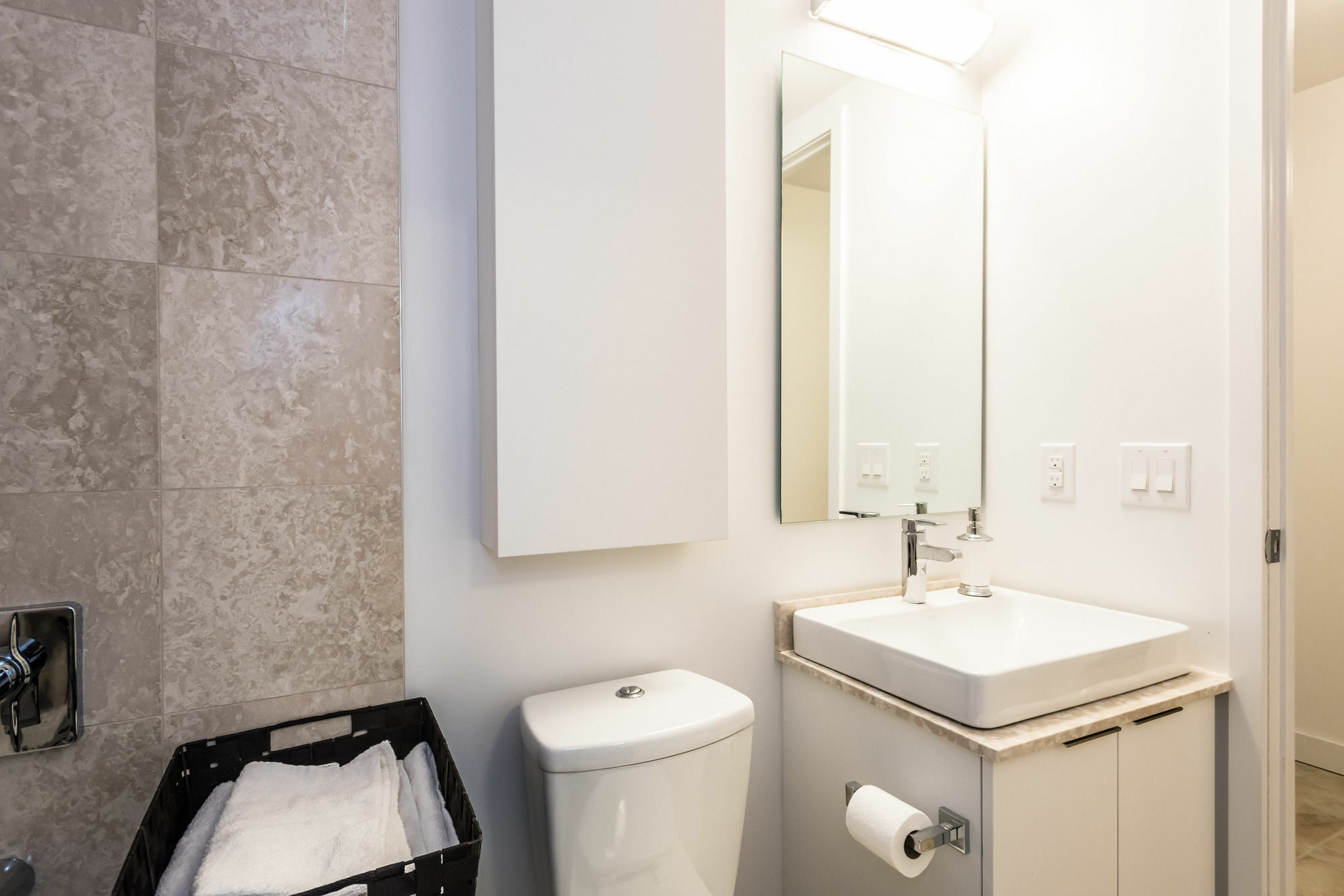 Downtown Luxury Lakeview Condo Торонто Екстериор снимка