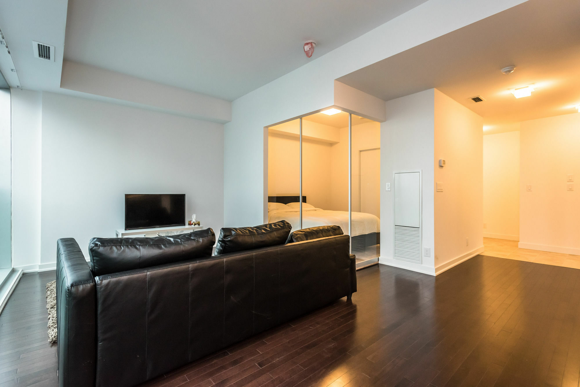 Downtown Luxury Lakeview Condo Торонто Екстериор снимка